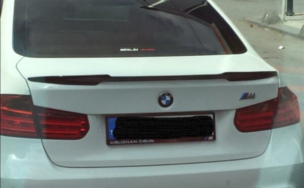 BMW F30 SPOİLER (FİBER)