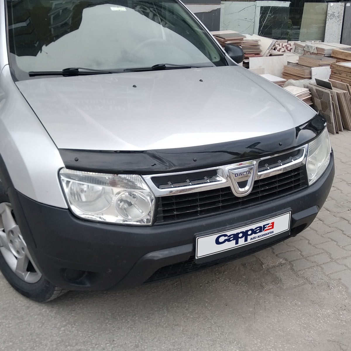 Dacia Duster Ön Kaput Koruyucu Rüzgarlığı 2010-2013 Yılı Arası