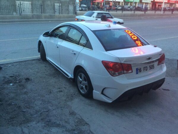 CHEVROLET CRUZE ÖZEL BODY KİT SETİ (BOYALI) - Görsel 3