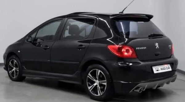 PEUGEOT 307 ARKA TAMPON EKİ (PLASTİK)