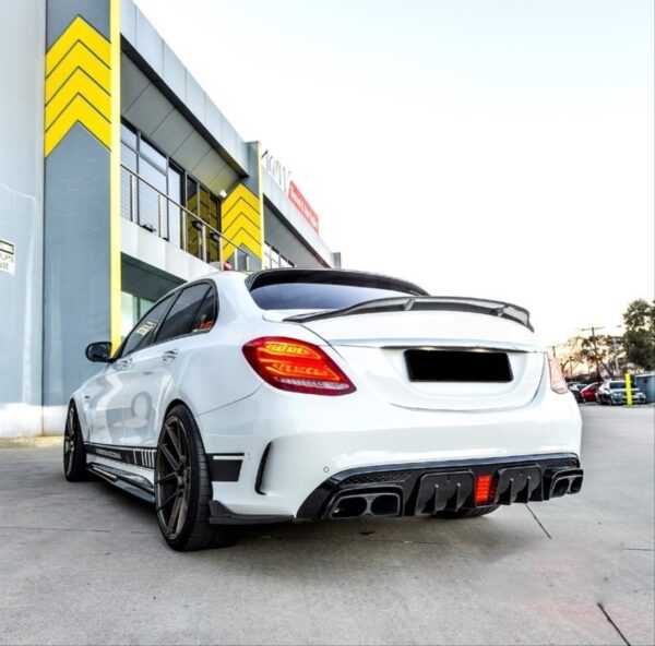 W205 C SERISI IÇIN BRABUS DIFÜZÖR & EGZOZ SETI - Görsel 5