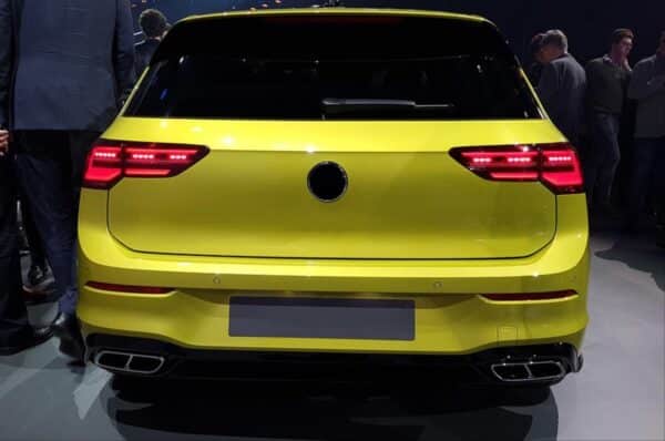 GOLF 8 IÇIN UYUMLU R-LINE BODY KIT - Görsel 3