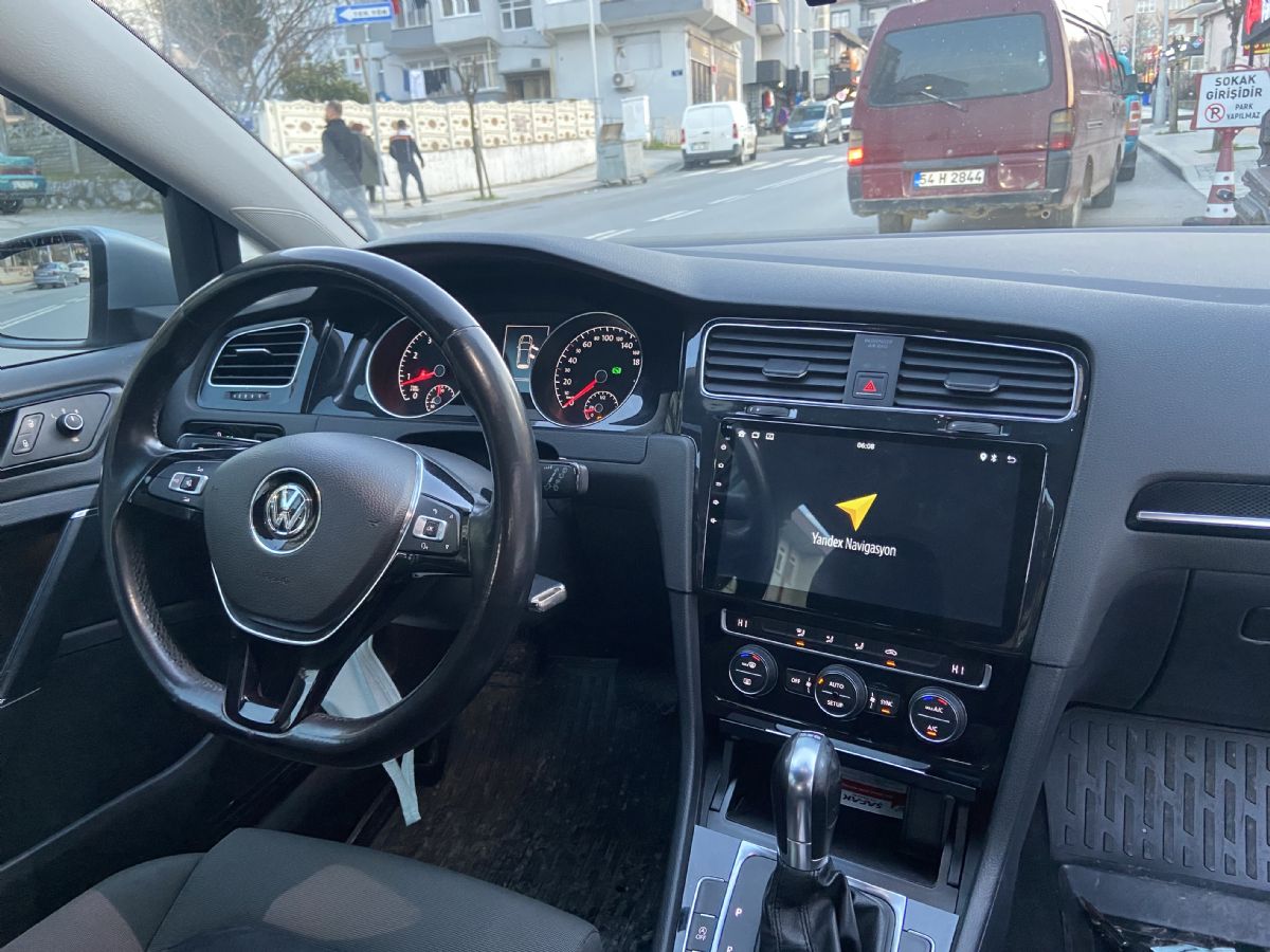 VOLKSWAGEN GOLF 7 ANDROİD MULTİMEDYA 4-32 8 ÇEK. CARPLAY- QLED EKRAN- AHD GERİ GÖRÜŞ KAMERASI 3 AMFİ ÇIKIŞLI PRO CİHAZ