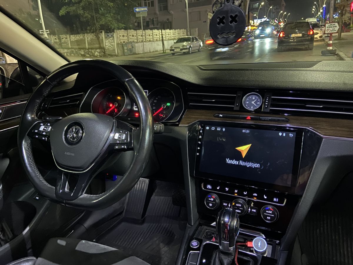 VOLKSWAGEN PASSAT B8 ANDROİD MULTİMEDYA 4-32 8 ÇEK. CARPLAY- QLED EKRAN- AHD GERİ GÖRÜŞ KAMERASI 3 AMFİ ÇIKIŞLI PRO CİHAZ