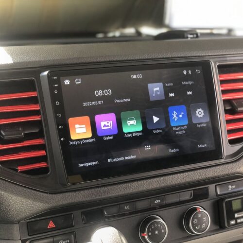 VOLKSWAGEN CRAFTER-MAN ANDROİD MULTİMEDYA 4-32 8 ÇEK. CARPLAY- QLED EKRAN- AHD GERİ GÖRÜŞ KAMERASI 3 AMFİ ÇIKIŞLI PRO CİHAZ