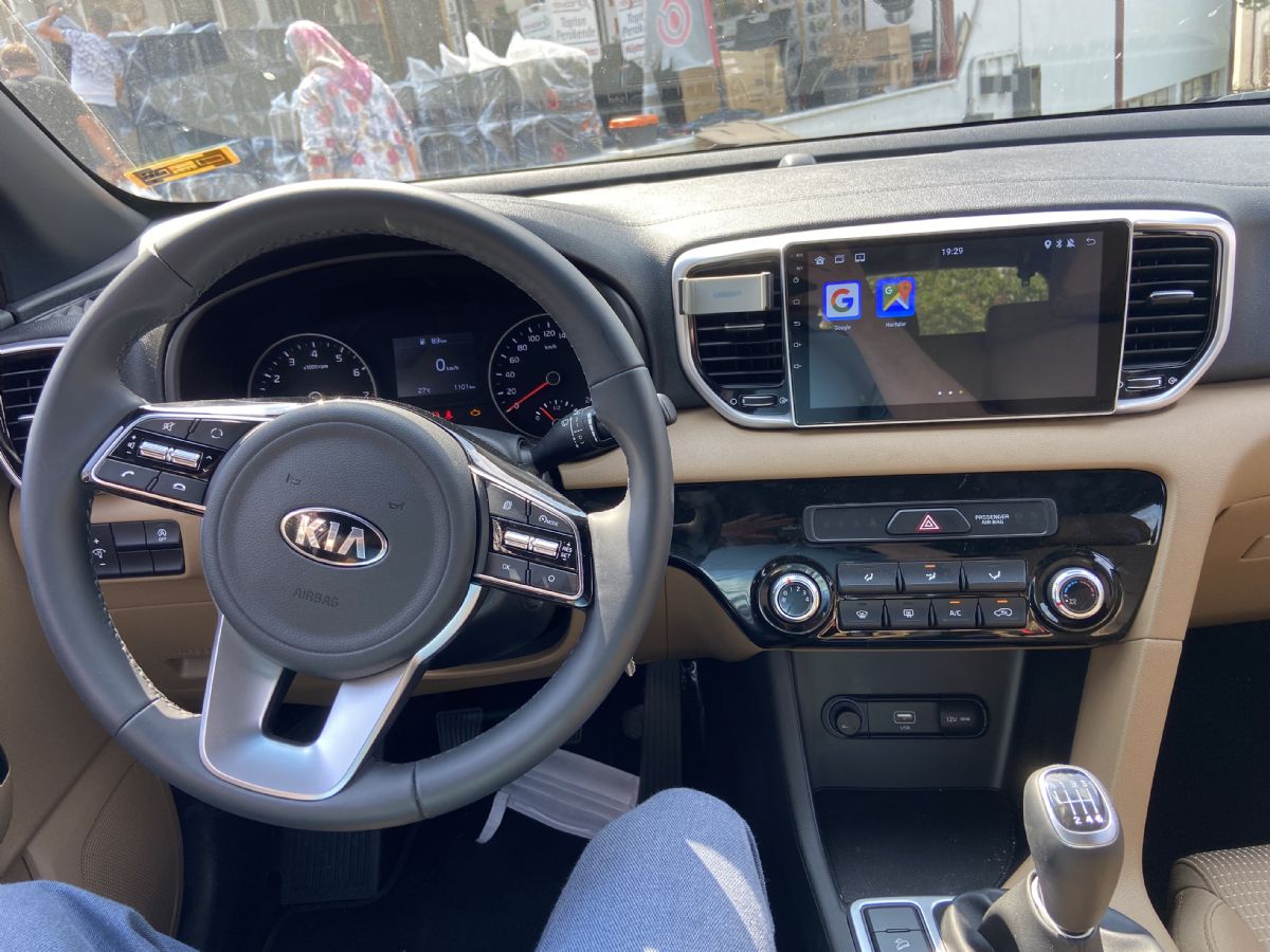 KİA YENİ SPORTAGE ANDROİD MULTİMEDYA 4-32 8 ÇEK. CARPLAY- QLED EKRAN- AHD GERİ GÖRÜŞ KAMERASI 3 AMFİ ÇIKIŞLI PRO CİHAZ