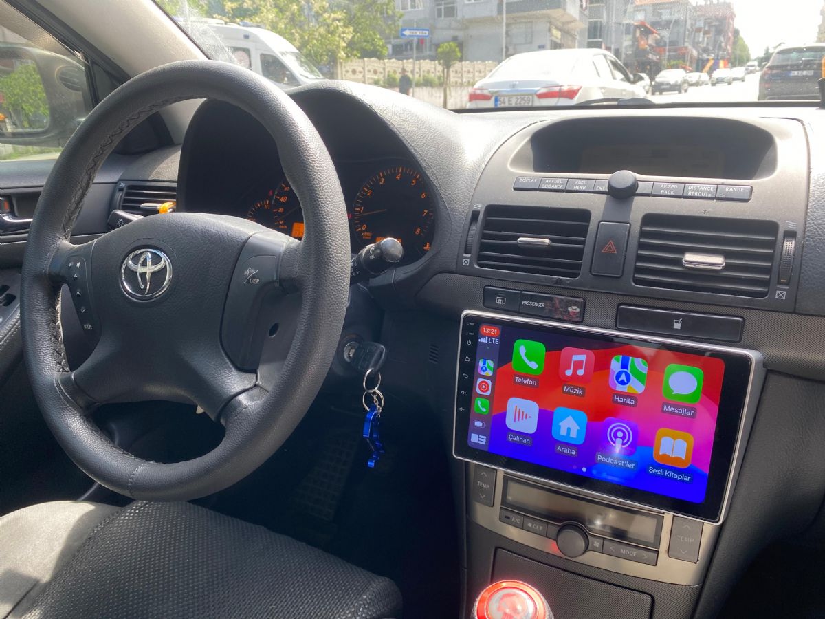 TOYOTA AVENSİS 2002-2007 ANDROİD MULTİMEDYA 4-32 8 ÇEK. CARPLAY- QLED EKRAN- AHD GERİ GÖRÜŞ KAMERASI 3 AMFİ ÇIKIŞLI PRO CİHAZ