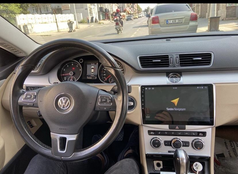 VOLKSWAGEN PASSAT B6-B7-CC ANDROİD MULTİMEDYA 4-32 8 ÇEK. CARPLAY- QLED EKRAN- AHD GERİ GÖRÜŞ KAMERASI 3 AMFİ ÇIKIŞLI PRO CİHAZ
